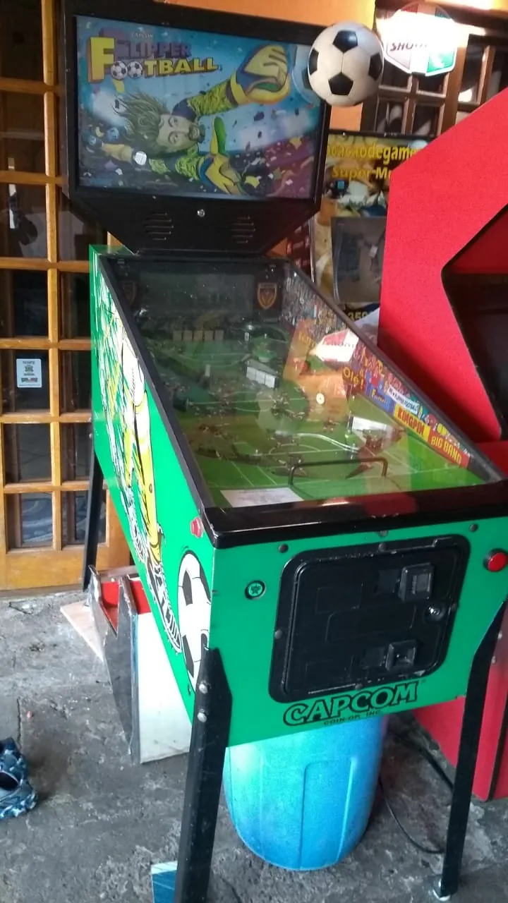 Pinball Capcom Football - Miniatura 2